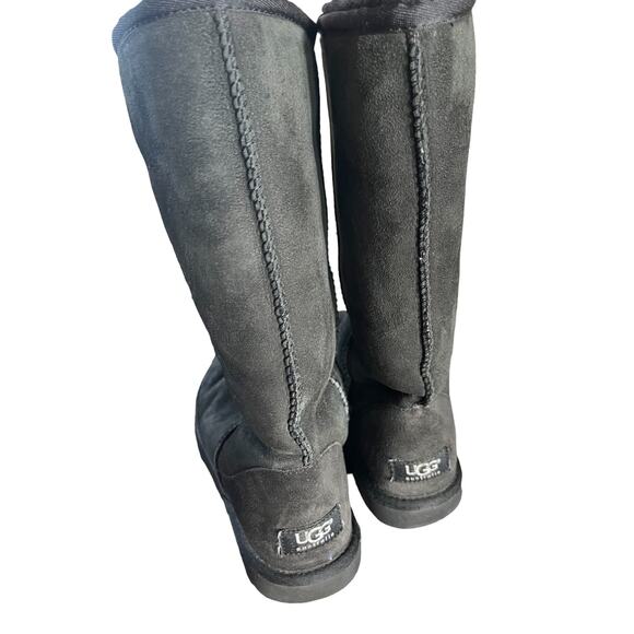 UGG Australia Women’s Black Boots Size 6 - Picture 6 of 7